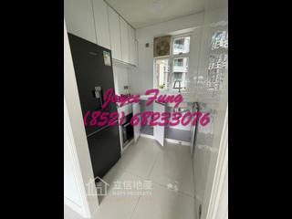 Mid Levels Central - On Fung Building 06