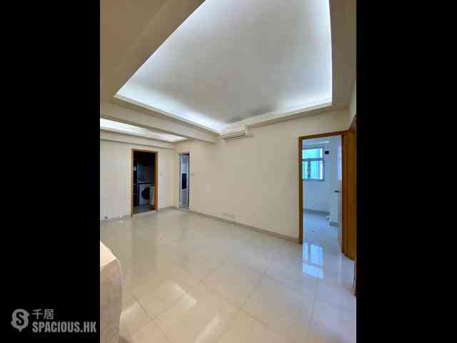 Causeway Bay - Thai Kong Building 02