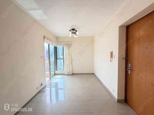 Wan Chai - The Zenith 07