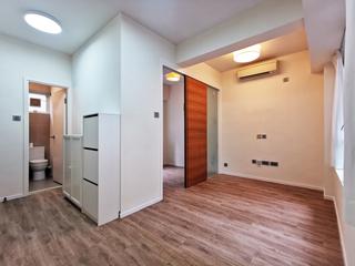 Happy Valley - Cheerful Court 02