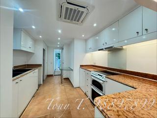 Mid Levels Central - Wing Hong Mansion 13