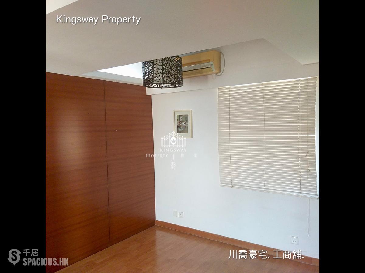 Mid Levels Central - Woodlands Court 01