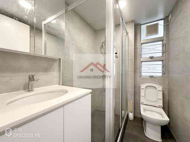 Mid Levels West - Realty Gardens 05