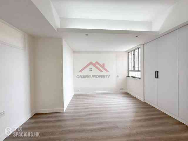 Mid Levels West - Realty Gardens 06