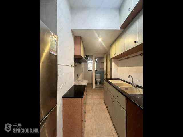Mid Levels West - Hanwin Mansion 14