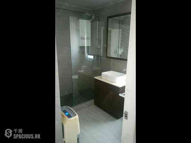 Sai Ying Pun - Kingsfield Tower Block B 02