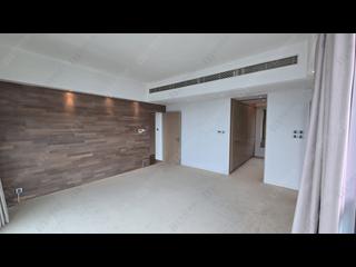 Mid Levels Central - The Harbourview 12