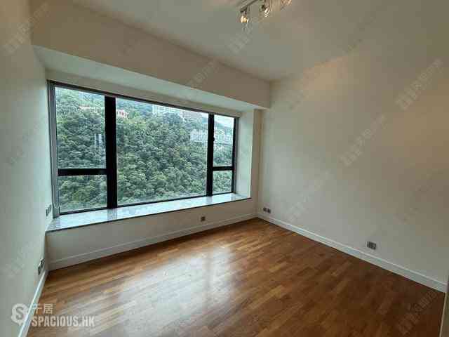 Mid Levels Central - The Harbourview 07