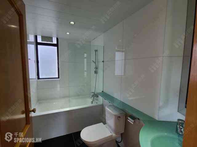 Mid Levels Central - Fairlane Tower 11