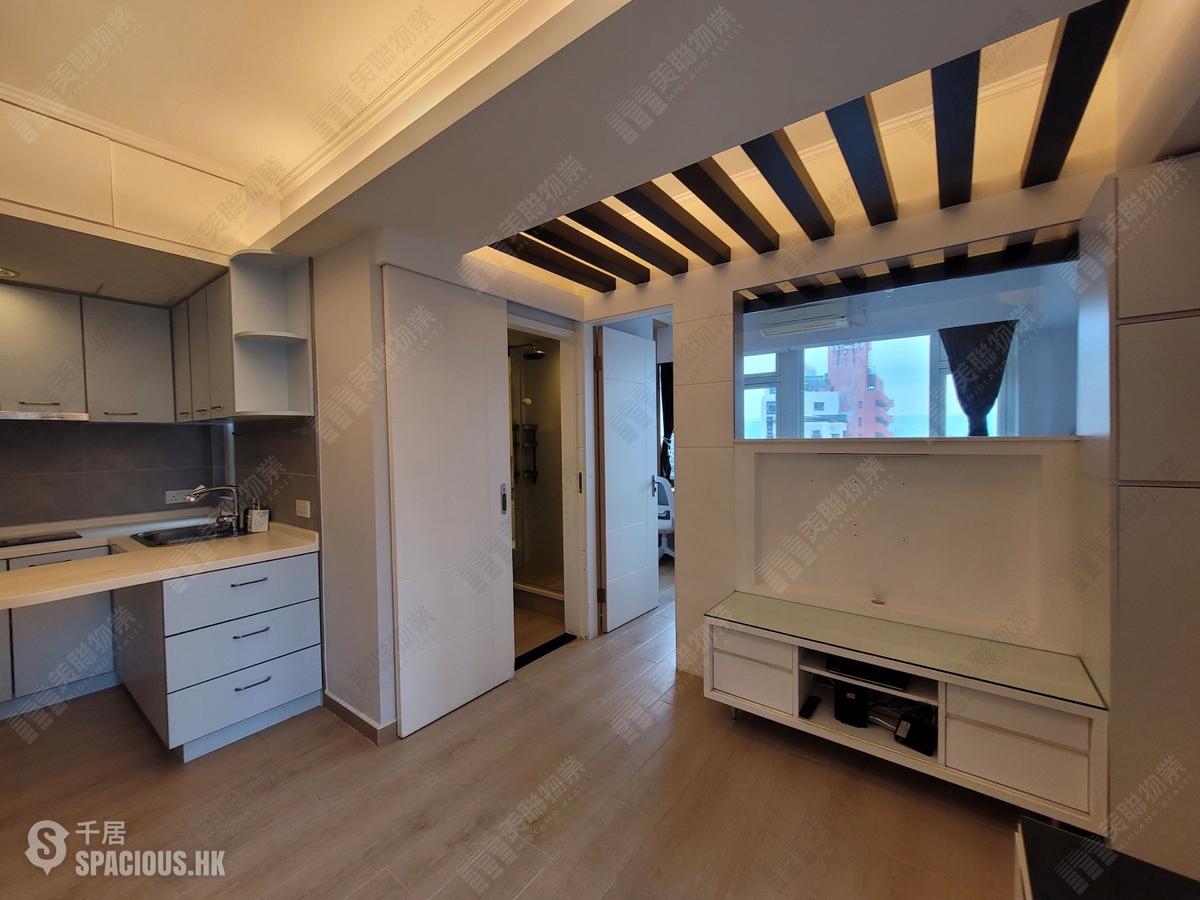 Mid Levels Central - Woodland Court 01