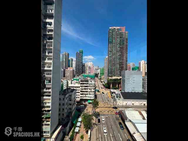 Yau Ma Tei - Kam Tong Building 20