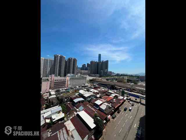 Yau Ma Tei - Kam Tong Building 21