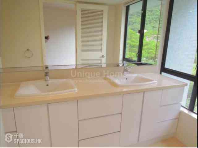 Repulse Bay - Burnside Estate 05