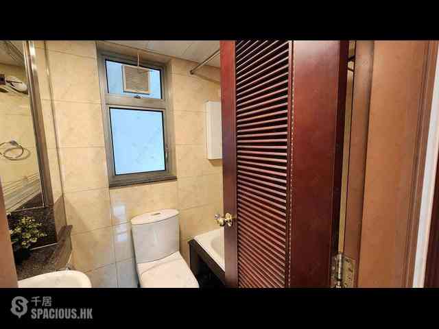 Kennedy Town - The Merton Tower 2 12