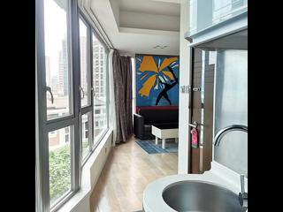 Central - Knight on Wyndham 04
