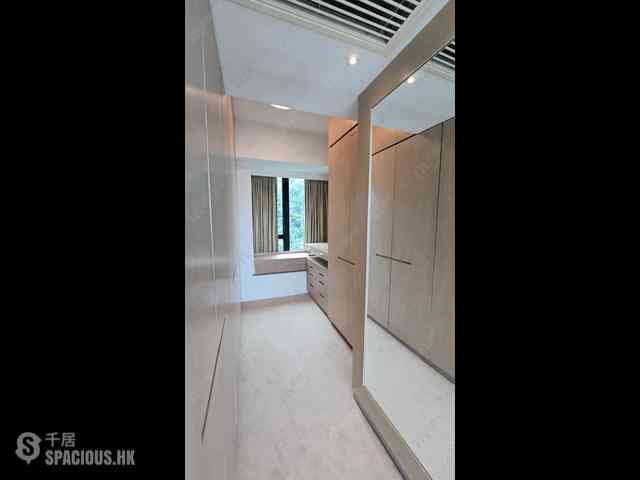 Mid Levels Central - The Harbourview 06