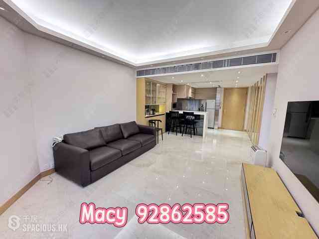 Wan Chai - Convention Plaza Apartments 10