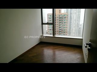 Tai Hang - The Signature 12