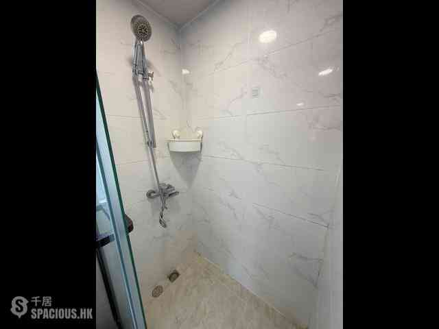Sai Ying Pun - Wing Lee Building 07
