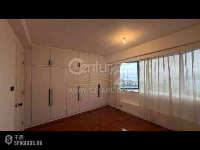 Repulse Bay - South Bay Towers 07