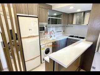 Soho - Caravan Court 02