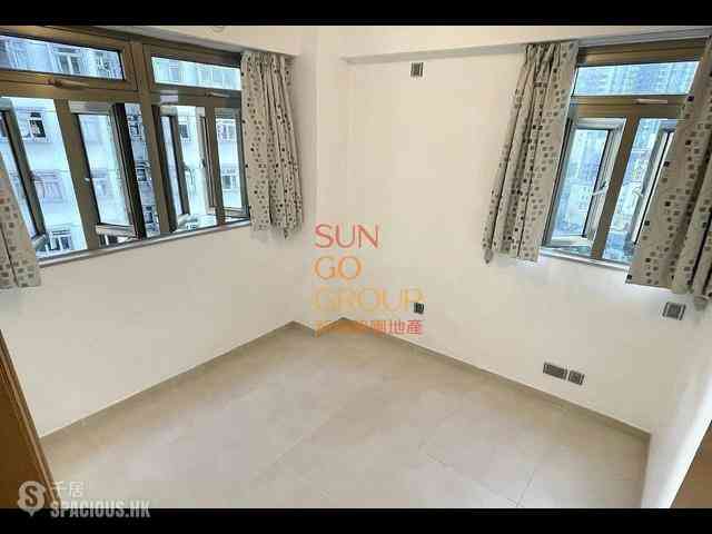 Soho - Caravan Court 04