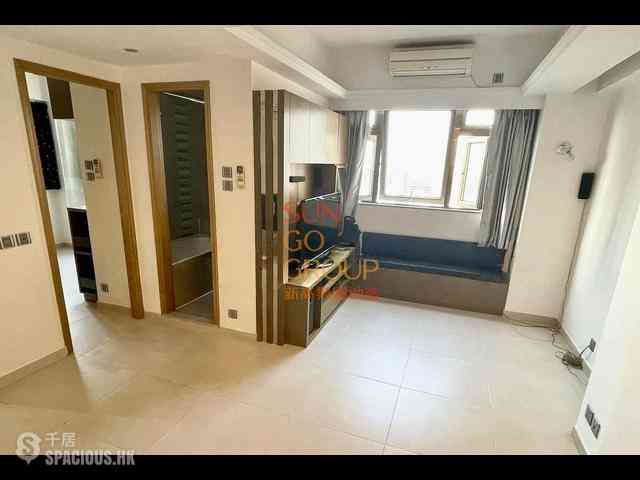 Soho - Caravan Court 03