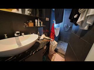 Mid Levels Central - 29, Shelley Street 11