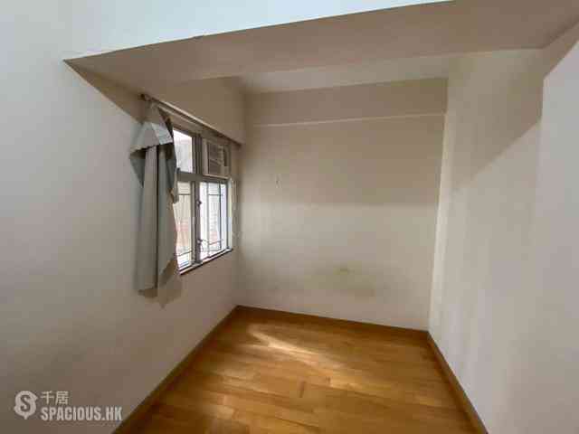 Kennedy Town - New Fortune House 02
