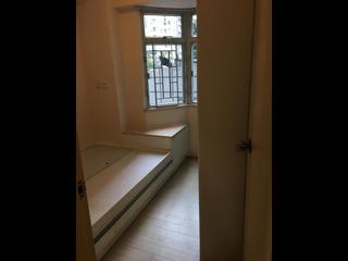 Sai Ying Pun - Yue Sun Mansion 02