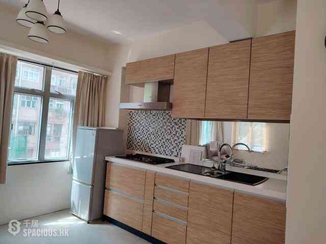 Kennedy Town - Po Tak Mansion 03