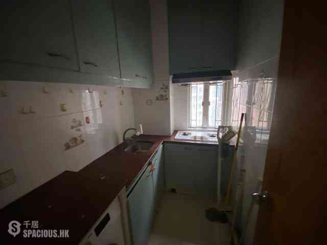 Kennedy Town - New Fortune House 07