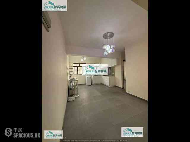 Shek Tong Tsui - Sun King House 02