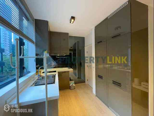 Sheung Wan - Hollywood Hill 01