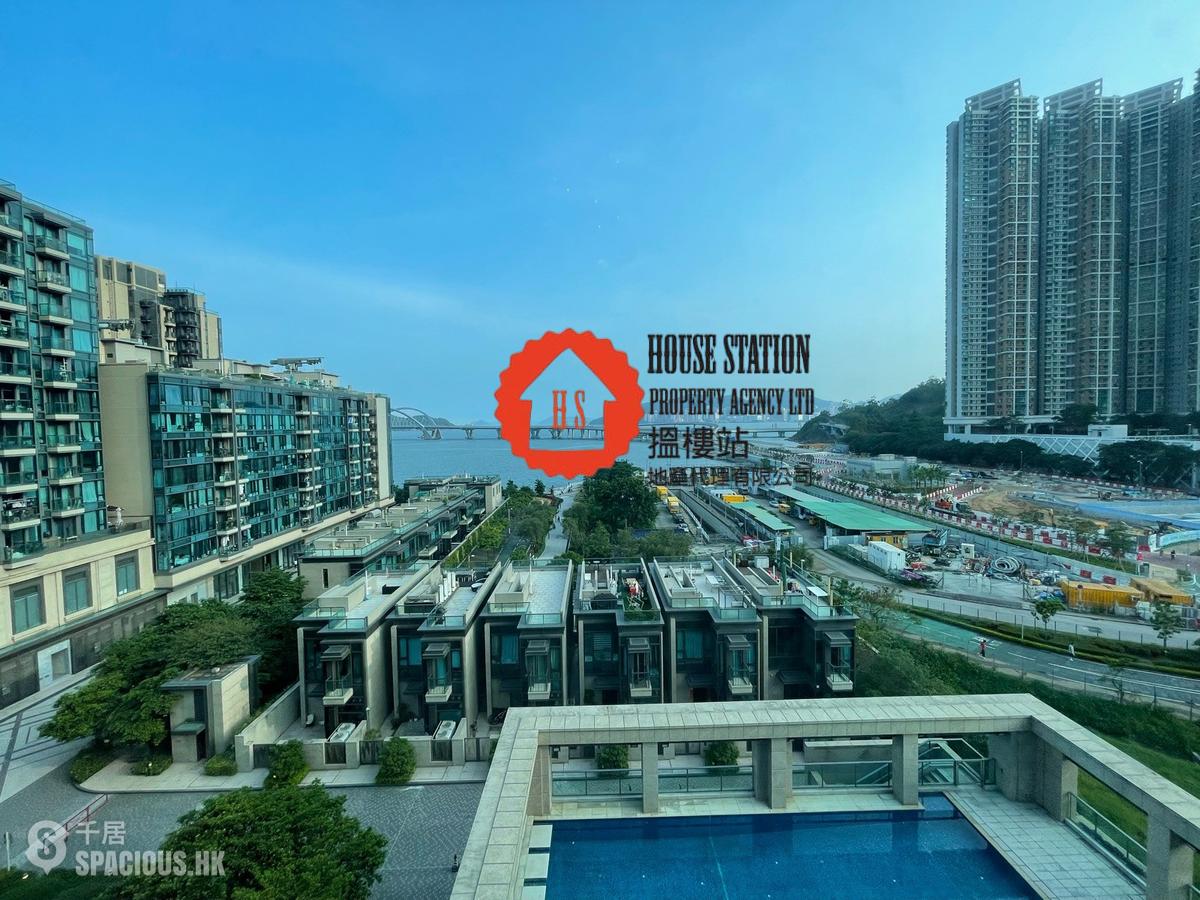 Tseung Kwan O - Capri 01