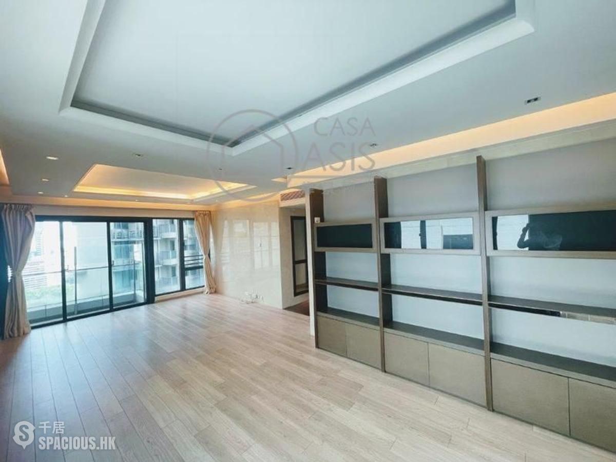 Mid Levels Central - 11, Macdonnell Road 01
