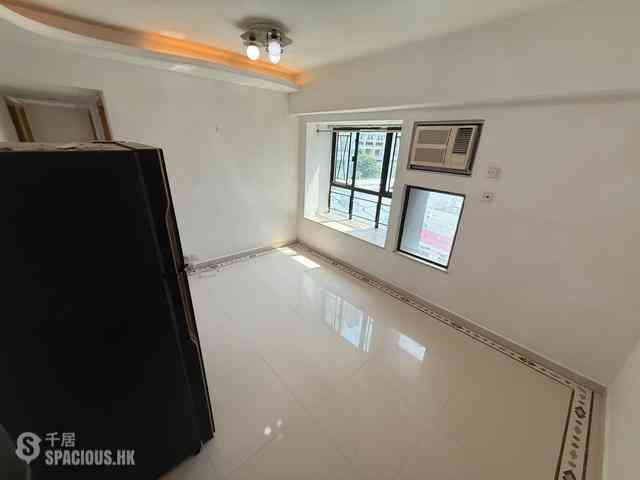 Tai Kok Tsui - Greenfield Garden Block 1 02