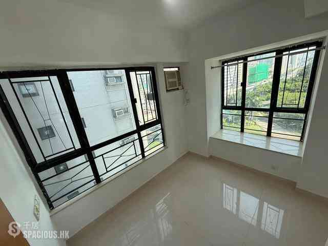 Tai Kok Tsui - Greenfield Garden Block 1 04