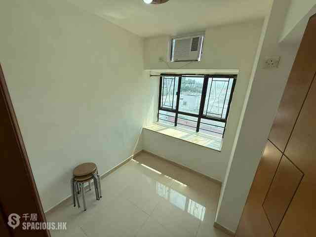 Tai Kok Tsui - Greenfield Garden Block 1 05