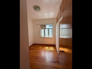 Happy Valley - Sanitarian Apartments 05