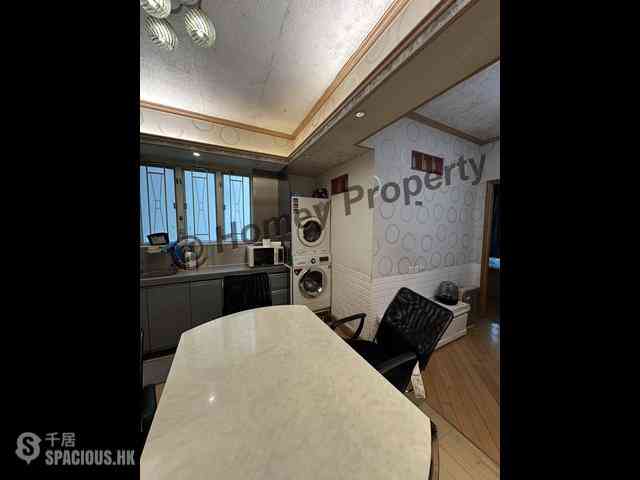 Wan Chai - Sai Kou Building 02