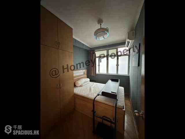 Wan Chai - Sai Kou Building 06