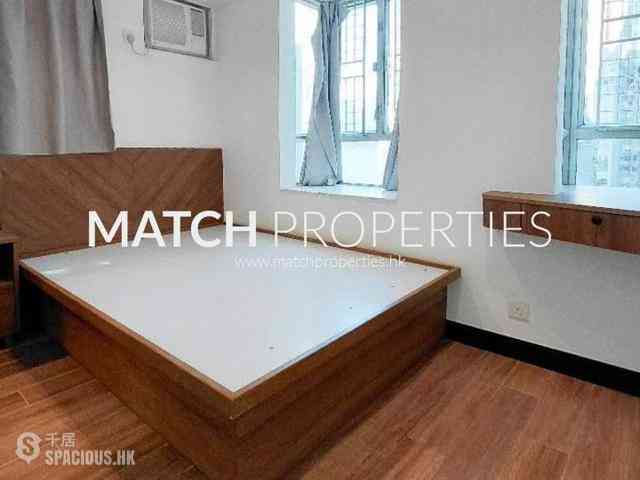 Mid Levels Central - Windsor Court 05