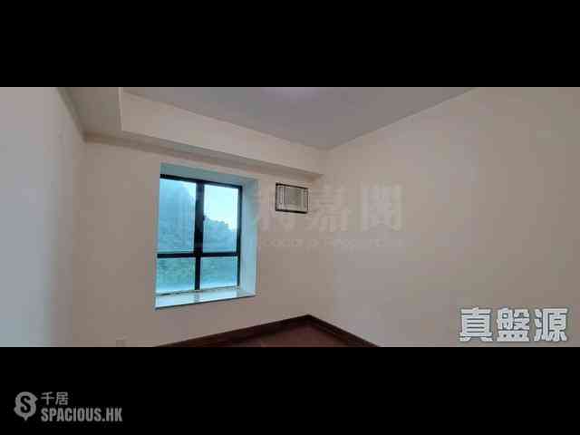 Mid Levels Central - Hillsborough Court 02