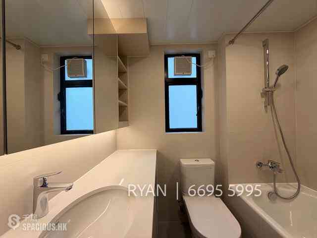 Mid Levels Central - 62B, Robinson Road 05