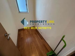 Sai Ying Pun - Island Crest 05