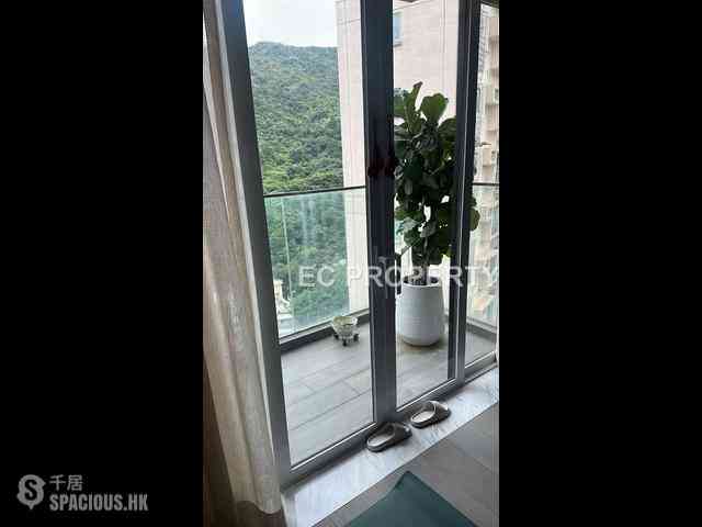Tai Hang - Yukon Heights 01