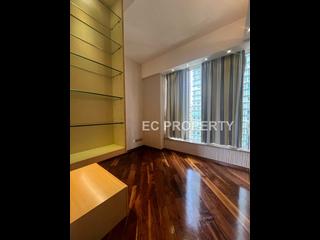 Tai Hang - The Signature 10