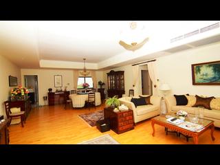 Repulse Bay - Manhattan Tower 02