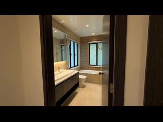 Happy Valley - Comfort Mansion 05